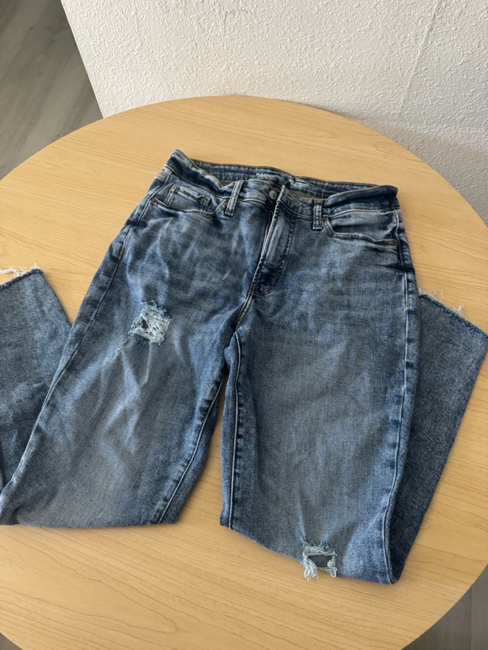 Old Navy Women's Straight Leg Distressed Blue Jeans
